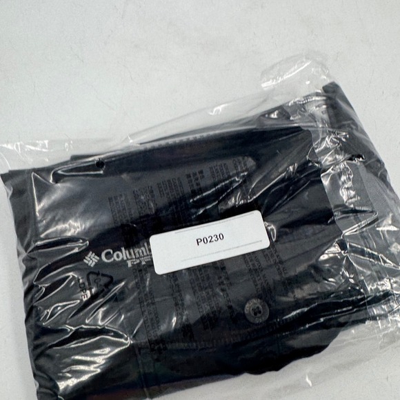 Columbia Women's Black Casual Shorts‎ Size 14 Outdoor Hiking Utility Gorpcore - Picture 12 of 12